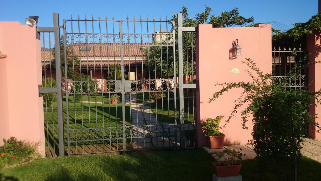 La Corte Dei Rei Aparthotel Castiadas Exterior foto