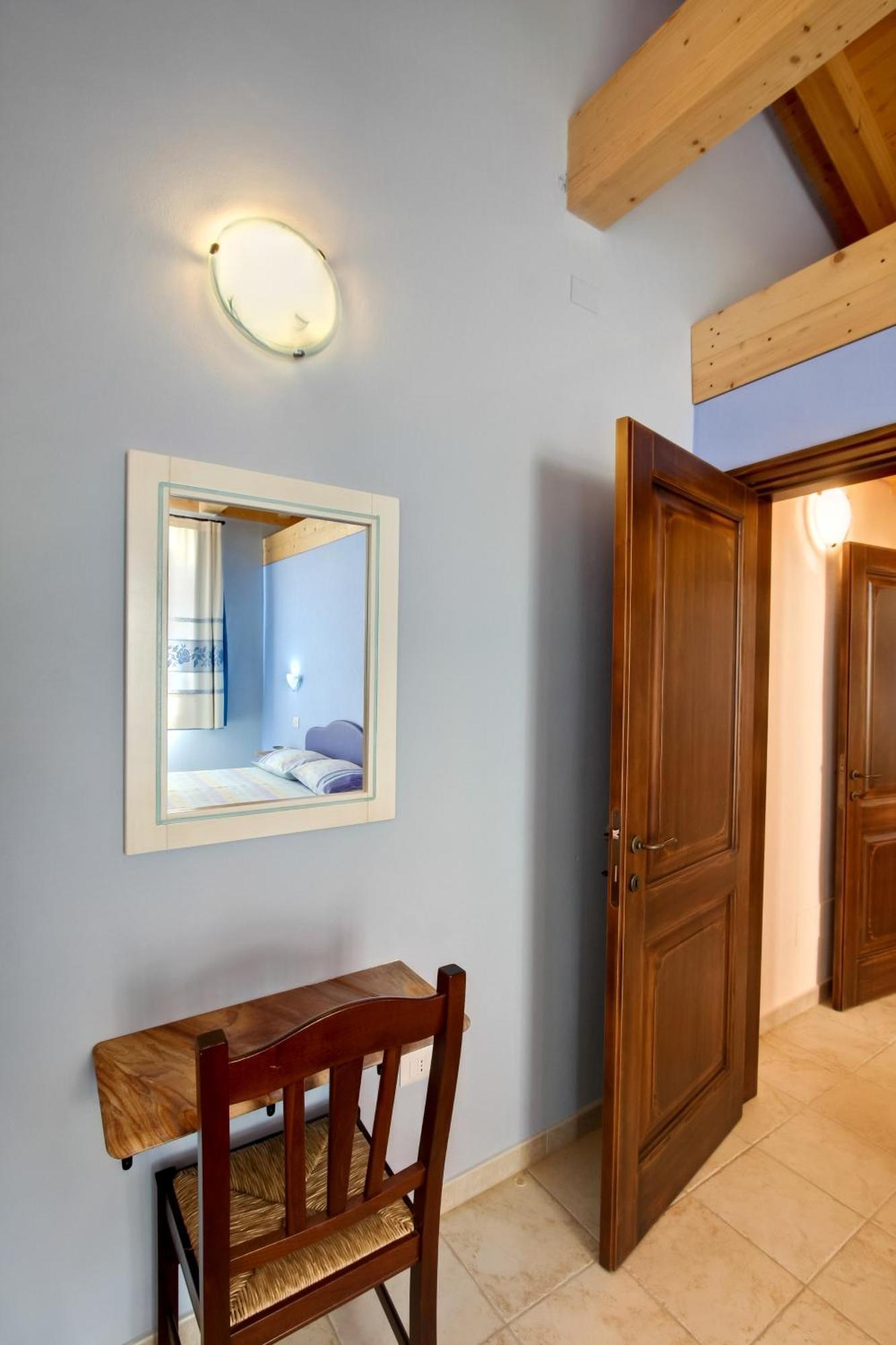 La Corte Dei Rei Aparthotel Castiadas Exterior foto