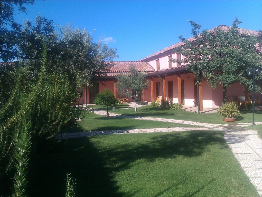 La Corte Dei Rei Aparthotel Castiadas Exterior foto