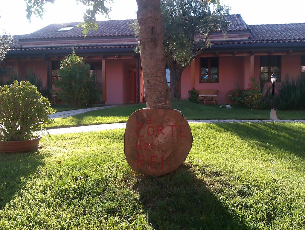 La Corte Dei Rei Aparthotel Castiadas Exterior foto